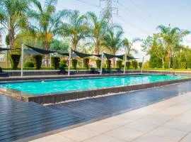 2 bed apartment- La casa de Miah Sandton