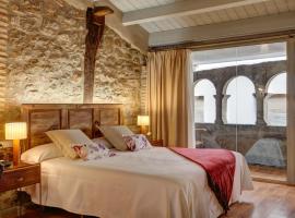 Hotel La Freixera, hotel v destinácii Solsona
