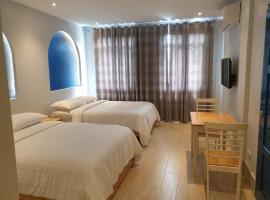 Oktowaves hotel, hotel v destinaci Nasugbu