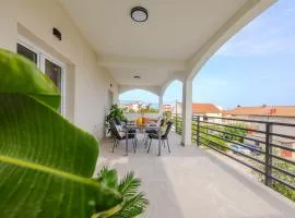 Luxury apartments Marino near beach