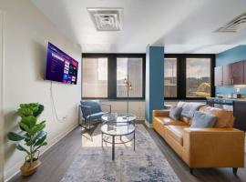 Cozy Chic DOWNTOWN PITTSBURGH 7TH FLOOR VIEWS FAST WIFI 24-7 Gym Lounge Roku, hôtel à Pittsburgh