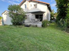 Maison 8 pers à 900 m de la mer au calme, hotel di Vaux-sur-Mer