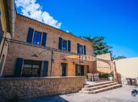 Superbe mas provençal rénové-Idéal famille