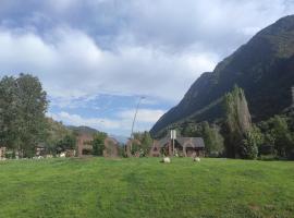 Dúplex de muntanya en zona verda a Escaló, hotel a Escaló