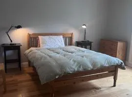 Spacious one bed apartment in the centre of Bray