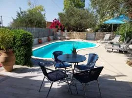 Villa Chariklia Studios