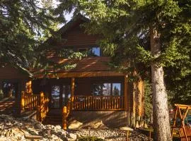 Overlander Mountain Lodge
