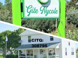 G&icirc;te Nycole