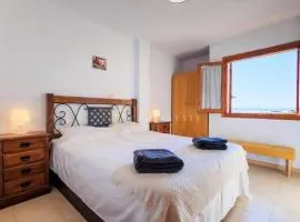 2 BR Beautiful apartment 300m from beach with pool!