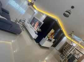 Apartamento completo con jacuzzi y gazebo, hotel in Santo Domingo