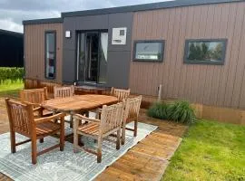 Phitina's tiny house jabbeke - Oostende - Brugge、ヤブベーケのタイニーハウス