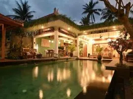 Villa Dewi Parwati - Private Villa with Pool - North Bali - private cook