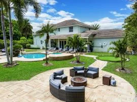 8BR Entertainers Estate w Pool Games Theater