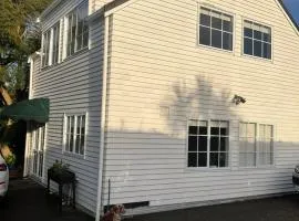 Takapuna loft