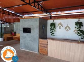 Hotel São Francisco, hotel near Joinville-Lauro Carneiro de Loyola Airport - JOI, São Francisco do Sul