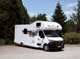 Autocaravana Perfilada para 6 plazas con posibilidad de moverse
