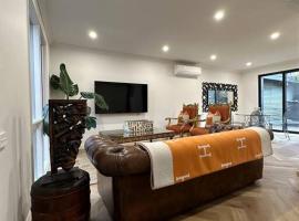 Stunning Townhouse - 10 min to CBD, hotel v Melbourne