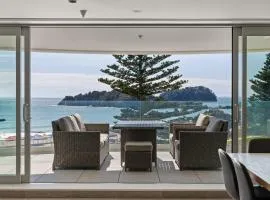 Oceanside Bliss - Absolute Beachfront - Uninterrupted Ocean Views with Pool