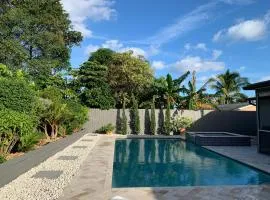 Retreat with Salt Water Heated Pool & Spa