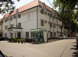 Orzu Hotel