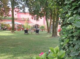 Residenza La Dimora ImPerfetta, hotel v destinaci Salionze