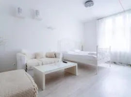 Easy Stay Victus Sopot Walk to the Pier by Noclegi Renters