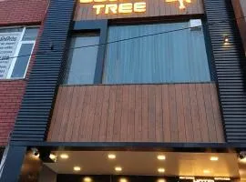 Hotel golden tree