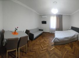 Quiet Apartment close to Central Park, hotel i Tsqaltubo
