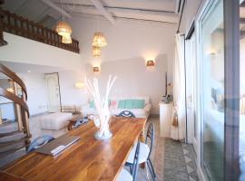 Porto Rotondo home with Pool access & Sea Views, hotel in Porto Rotondo