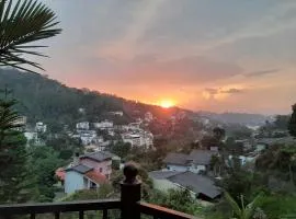 Laaya Kandy