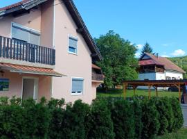 Apartman & Sobe Orhideja, hotel de playa en Smoljanac