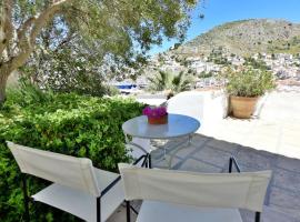 Captain's House for 2 - Historical Home Hydra 1800，伊茲拉的住宿