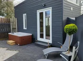 tiny-house avec jaccuzi