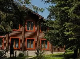 Маєток Ліс і Гори