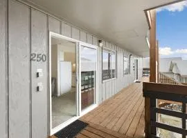 Seaside Moon Condo #250