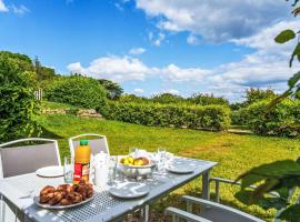 Apartment Le Château de Kergonano-23 by Interhome, khách sạn ở Baden