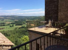 La Maison de Traverse - Gîte de caractère, hotel in Cordes-sur-Ciel