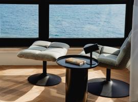 QUI by Homega, Seafront Views from Every Room, hotel u Sliemi