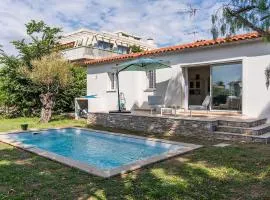 Pretty house with pool in Cagnes-sur-Mer