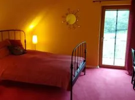 Kemenate Zimmer Gechaichnishof 7born