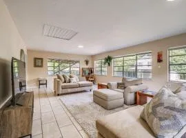 1 Mi to Robins AFB Family-Friendly Home!