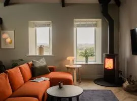 The Old Dairy Barn - Stunning Rural Retreat