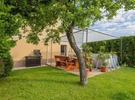 House Dijana With Pool - Happy Rentals
