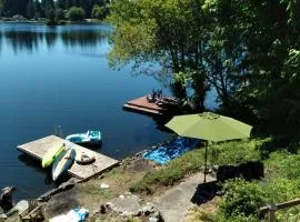 Guppies Lakehouse-Prvt. Lake Acc, Close to Rainier