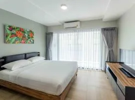 Chiva Bangkok Hotel - SHA Plus