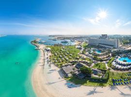 JA Beach Hotel, Dubai, hotel v Dubaji
