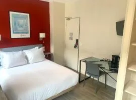 Hipotel Belgrand Edith Piaf