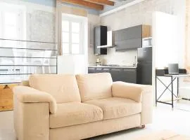 Home Tola Raffinato appartamento in centro