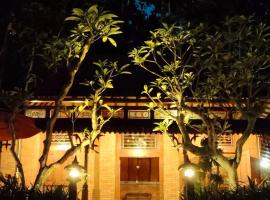 Wulenpari EcoVillage, hotel v destinaci Sambipilu
