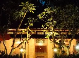Wulenpari EcoVillage